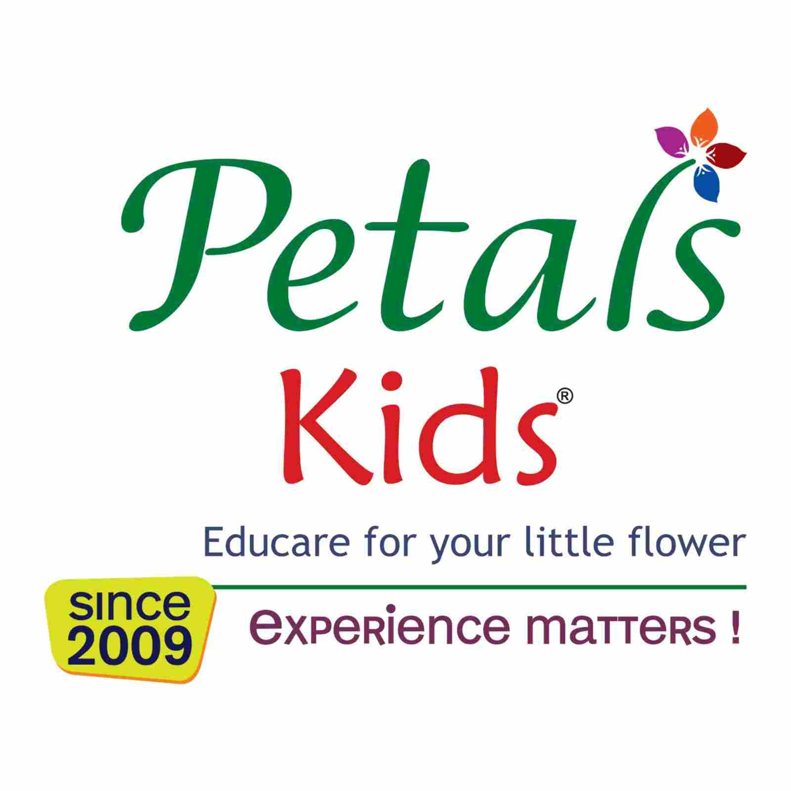 Petals Kids Mahalunge preschool logo
